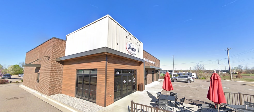 Primary Photo Of 6011 Airline Rd, Arlington General Retail For Lease