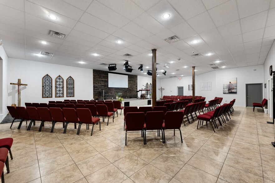 More Photos Of 1259 N Stuart Place Rd, Harlingen Office For Sale