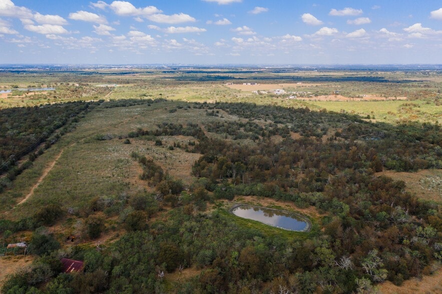 More Photos Of 7020 Wolf Ln, Del Valle Land For Sale