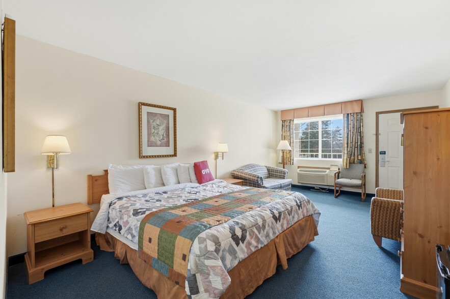 More Photos Of 3169 E Van Buren, Eureka Springs Hotel For Sale