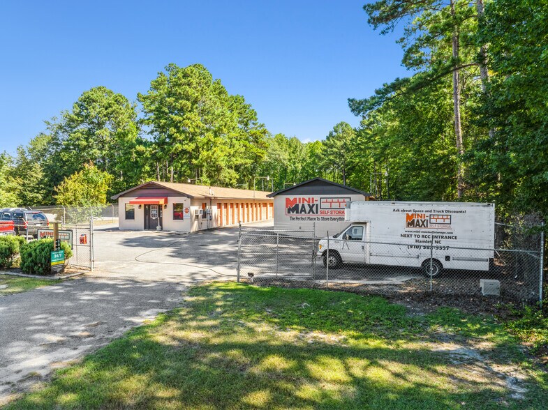 More Photos Of 1007 E US 74 Hwy, Hamlet Specialty For Sale