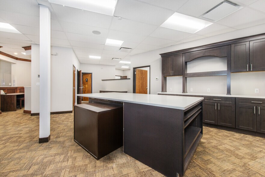 More Photos Of 271 Route 46 W, Fairfield Medical For Lease