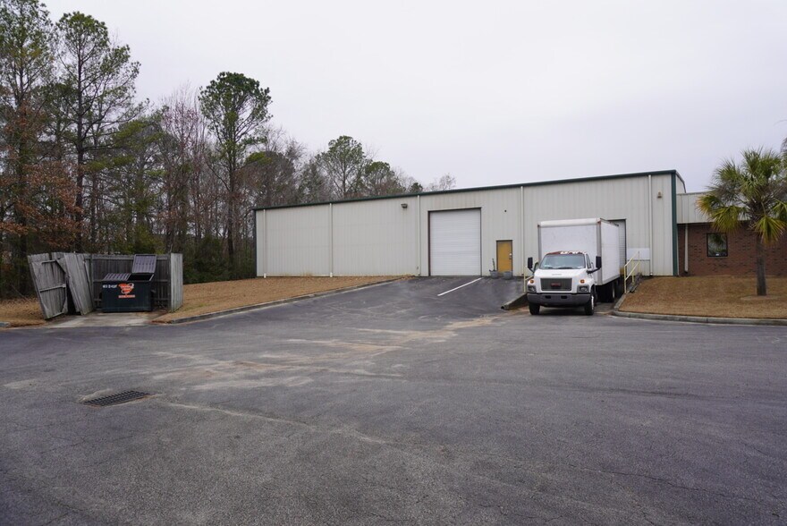 More Photos Of 7259 Cross Park Dr, Charleston Warehouse For Sale