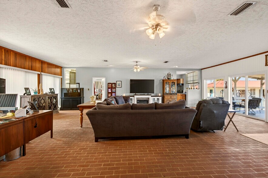 More Photos Of 3308 Mary Walker Dr, Gautier Marina For Sale