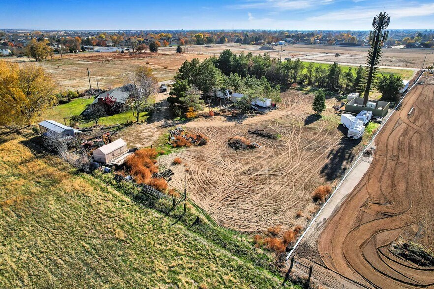 More Photos Of 1800 W Hubbard Rd, Kuna Industrial For Sale