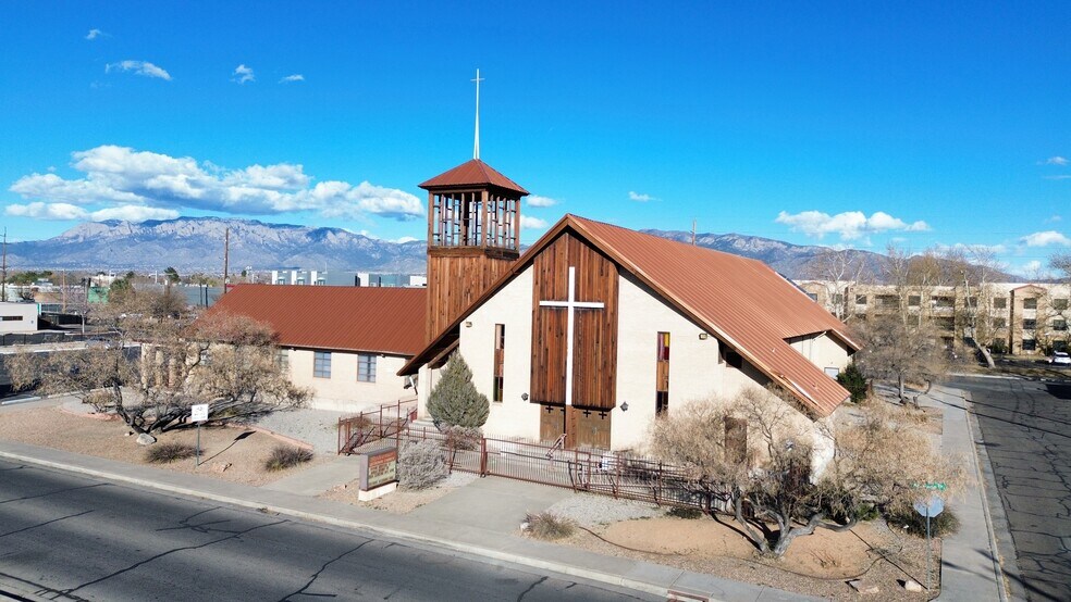 Primary Photo Of 210 Alvarado Dr SE, Albuquerque Religious Facility For Sale