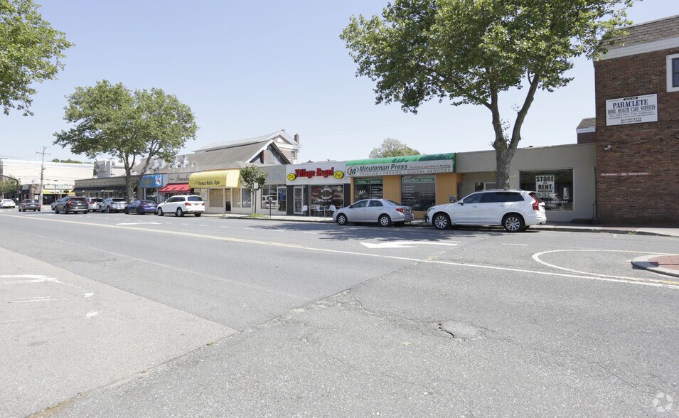 More Photos Of 46 Gerard St, Huntington Storefront For Sale