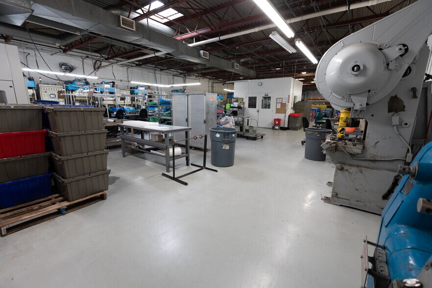 More Photos Of 1649 Castpa Pl, Vineland Manufacturing For Sale