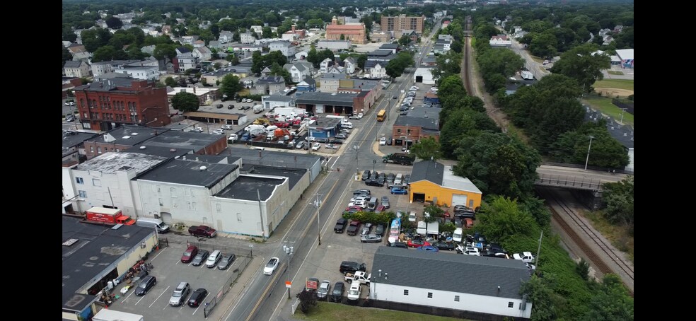 More Photos Of 1114 Montello St, Brockton Auto Repair For Sale