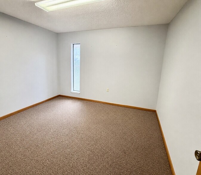 More Photos Of 2800 Winter Lake Rd, Lakeland Office For Sale