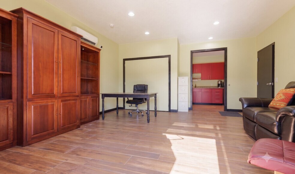 More Photos Of 195 W 500 N, La Verkin Warehouse For Sale