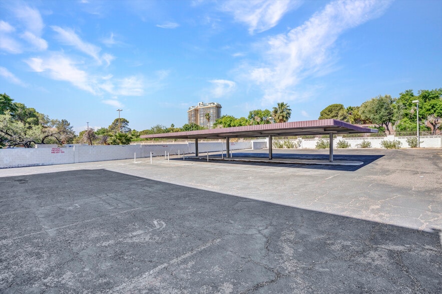 More Photos Of 2929 S Maryland Pky, Las Vegas Medical For Sale