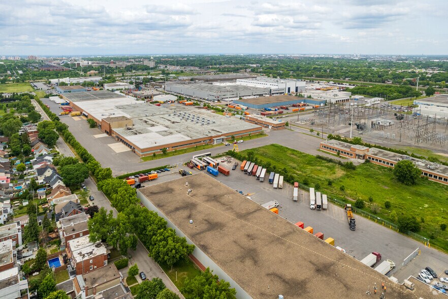 More Photos Of 7101 Rue Notre-Dame E, Montréal Warehouse For Lease