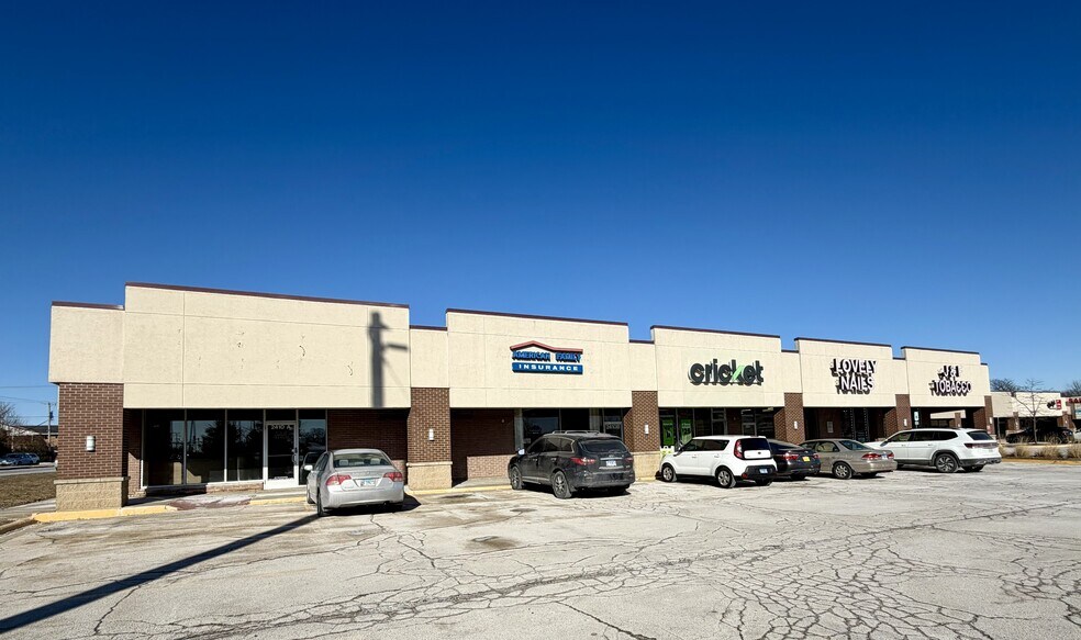 More Photos Of 2500 S Alpine Rd, Rockford Unknown For Lease