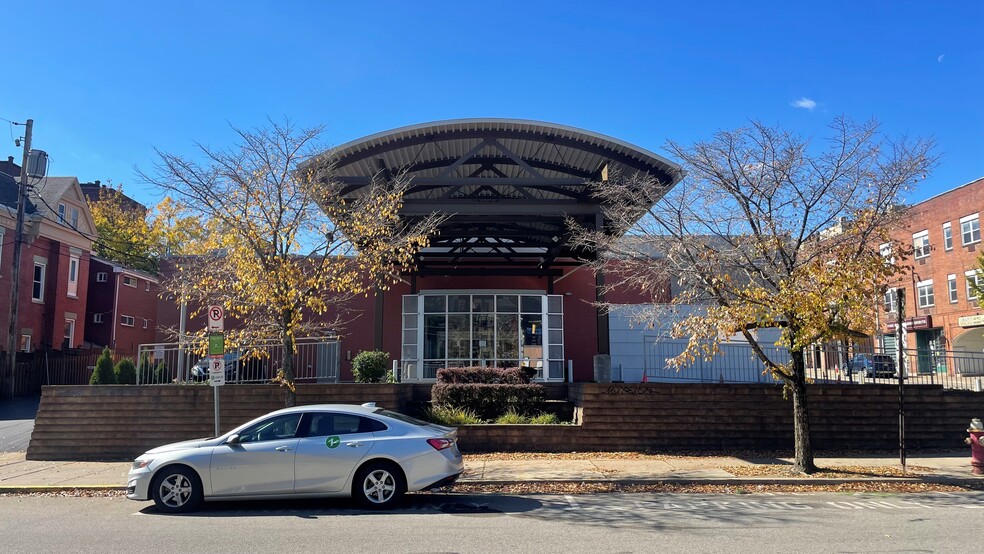 Primary Photo Of 4638 Centre Ave, Pittsburgh Office For Lease