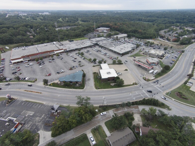 More Photos Of 1400 Forum Blvd, Columbia Unknown For Lease