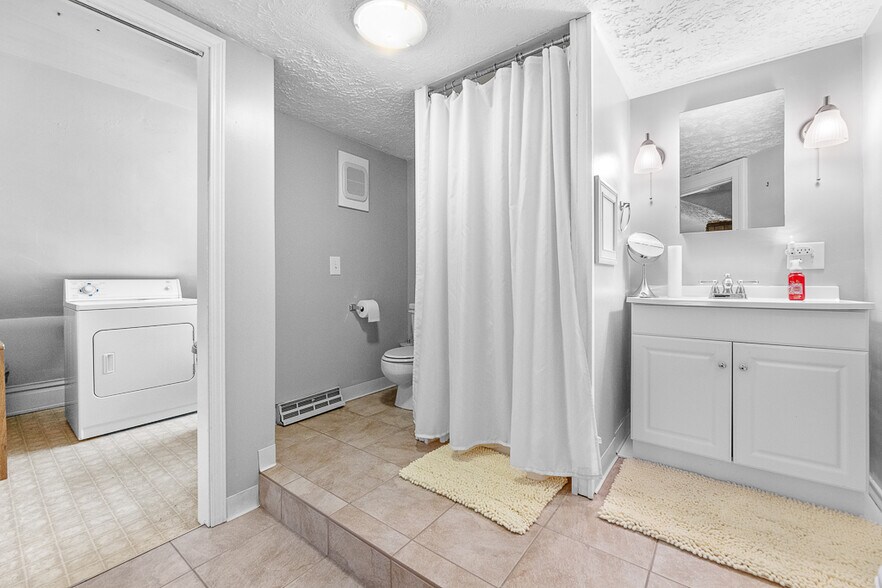 More Photos Of 203 Glamorgan St, Alliance Apartments For Sale