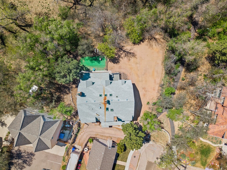 More Photos Of 33 W Willamette Ave, Colorado Springs Multifamily For Sale