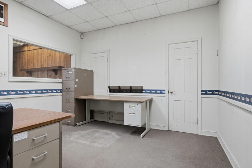 More Photos Of 401 Hodges Ave, Albany Industrial For Sale