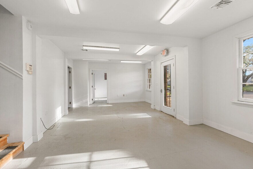 More Photos Of 2520 Napoleon Ave, New Orleans Medical For Sale
