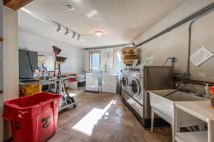 More Photos Of 5532 Us Highway 36, Estes Park Lodge Meeting Hall For Sale