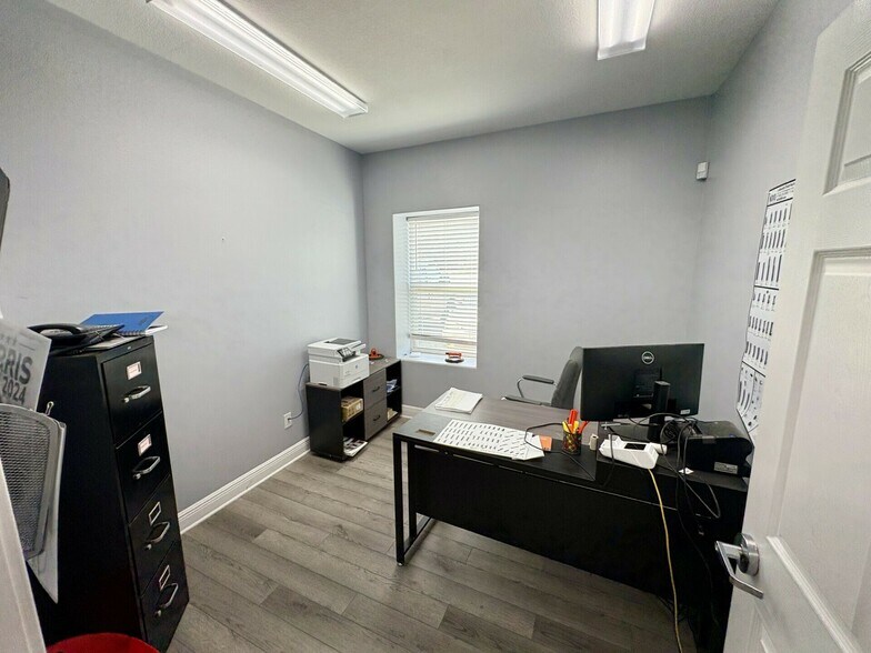 More Photos Of 3948 Garcon Point Rd, Milton General Retail For Lease