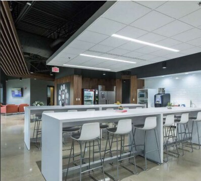 More Photos Of 5000 S Towne Dr, New Berlin Office For Sale