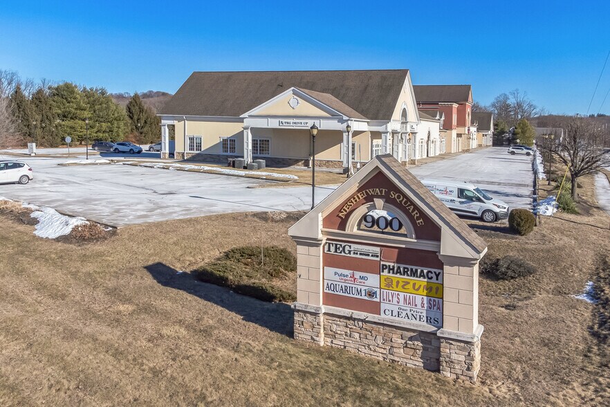 More Photos Of 900 NY 376, Wappingers Falls Freestanding For Lease