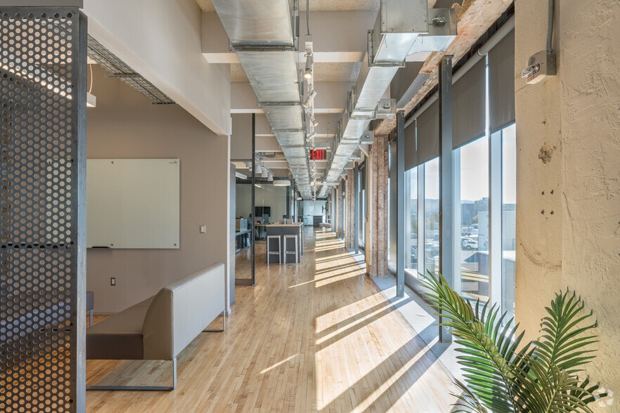 More Photos Of 612 W Hamilton St, Allentown Office For Lease