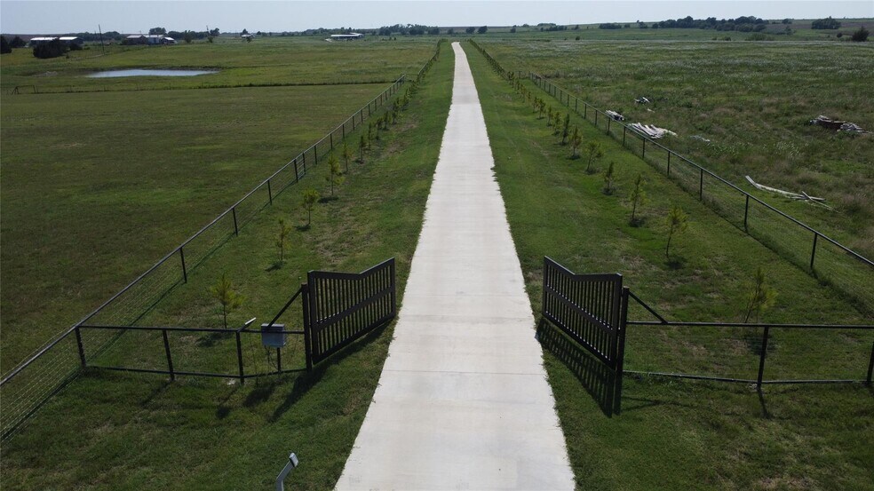 More Photos Of 11246 County Road 418, Grandview Land For Sale