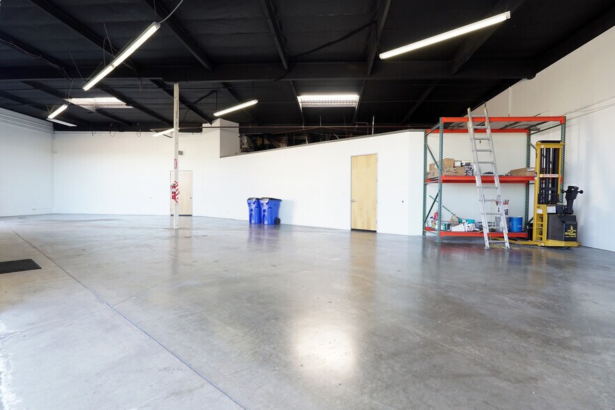 More Photos Of 13765 Alton Pky, Irvine Research And Development For Lease