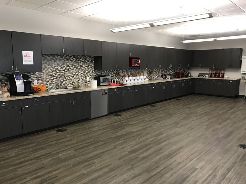 More Photos Of 4750 W 2100 S, Salt Lake City Office For Lease