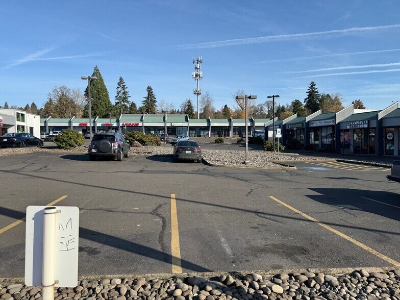 More Photos Of 16690 SE McLoughlin Blvd, Portland Restaurant For Sale