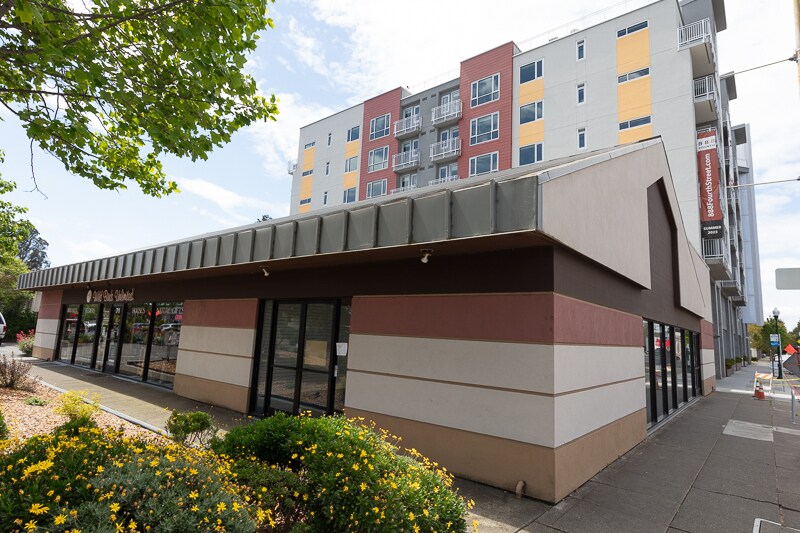 More Photos Of 900 4th St, Santa Rosa General Retail For Lease