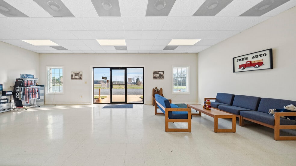 More Photos Of 4630 Crisfield Hwy, Crisfield Warehouse For Sale
