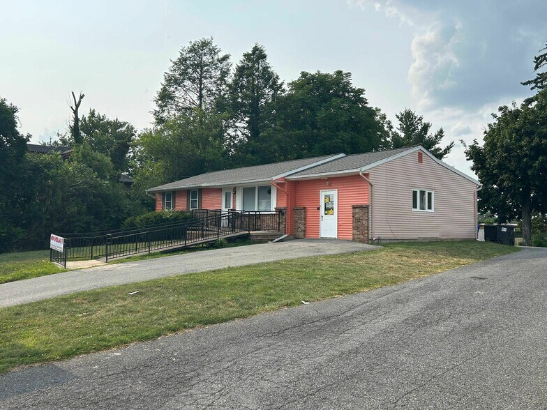 More Photos Of 509A Madison Ave, Reading Daycare Center For Sale