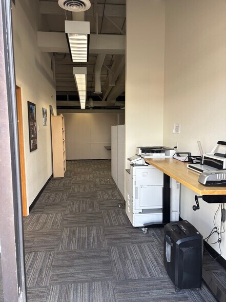 More Photos Of 1482 Commerce Dr, Laramie Light Manufacturing For Lease