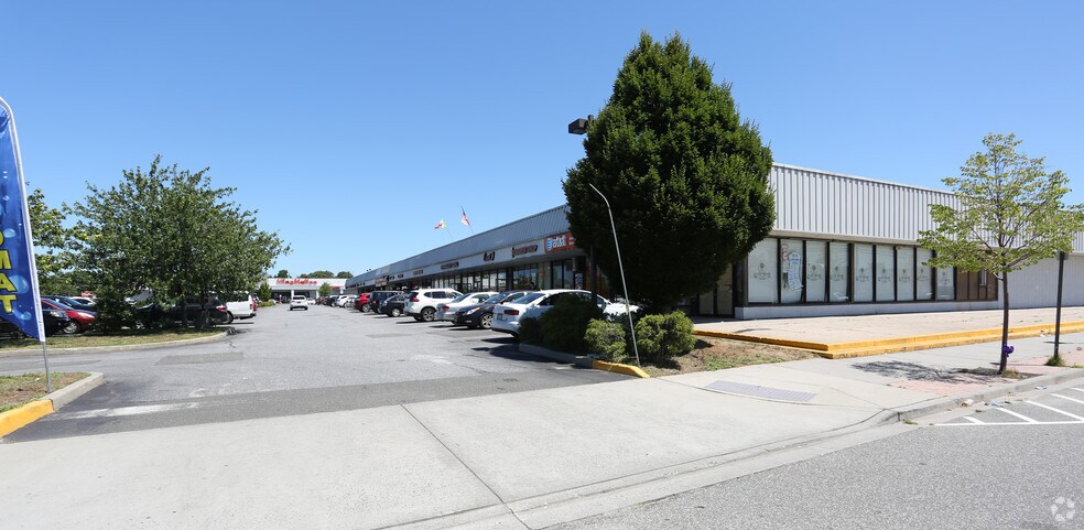 More Photos Of 548-598 Stewart Ave, Bethpage Unknown For Lease