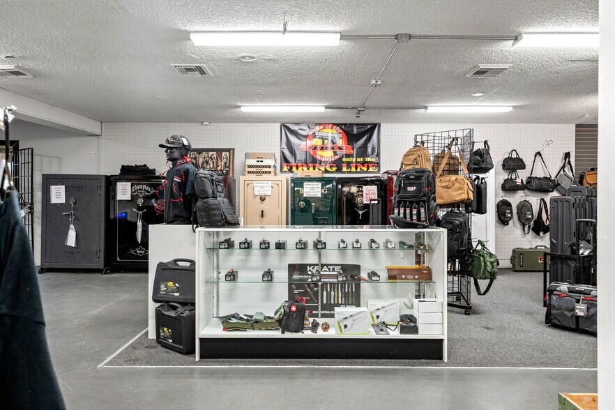 More Photos Of 6123 Ridge Rd, Port Richey Freestanding For Sale