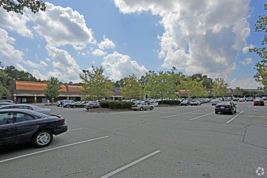 More Photos Of 9101 Leesville Rd, Raleigh General Retail For Lease