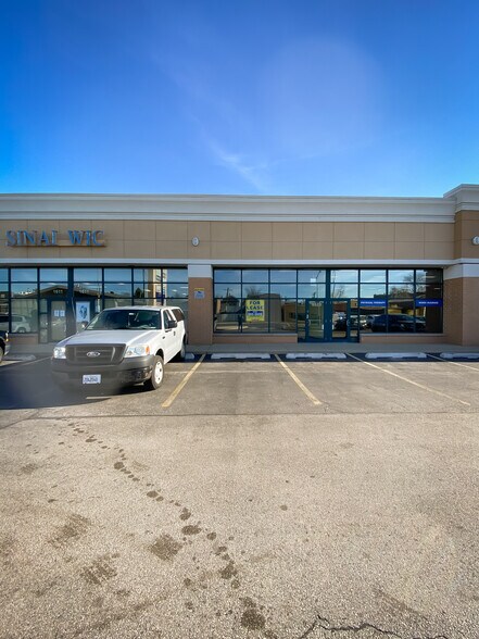 More Photos Of 1601-1747 S Cicero Ave, Cicero General Retail For Lease