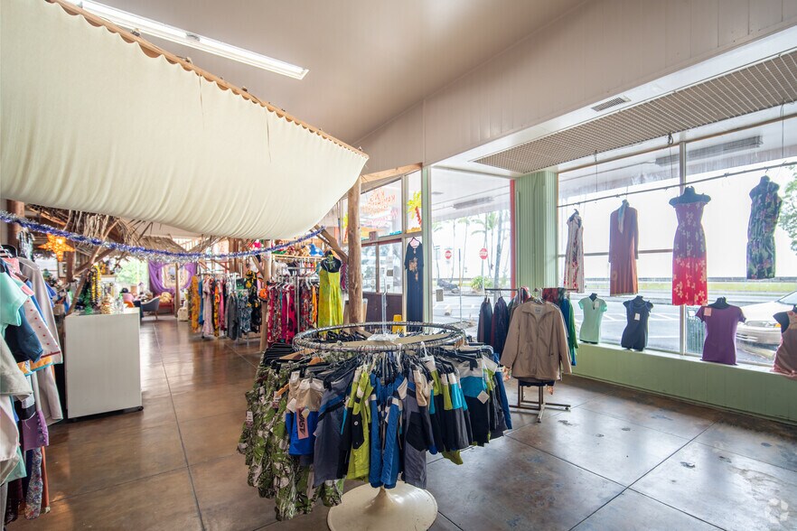 More Photos Of 138 Kamehameha Ave, Hilo Storefront For Sale