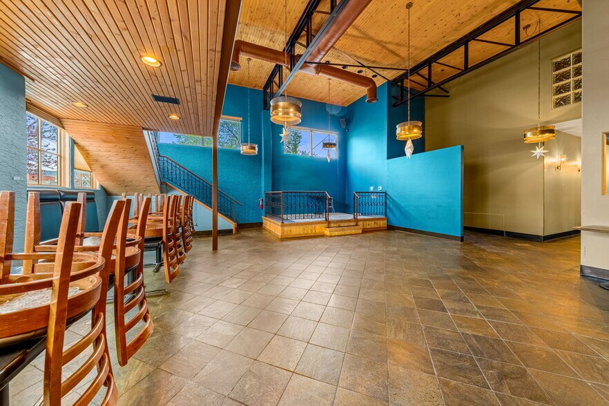 More Photos Of 701 E 2nd Ave, Durango Showroom For Lease