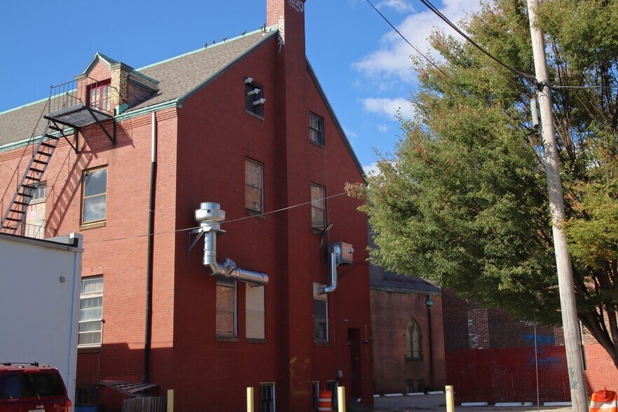 More Photos Of 1860 Westminster St, Providence Religious Facility For Lease