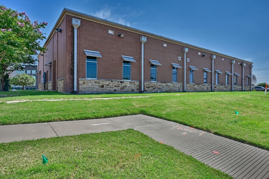 More Photos Of 2410 Boonville Rd, Bryan Medical For Sale