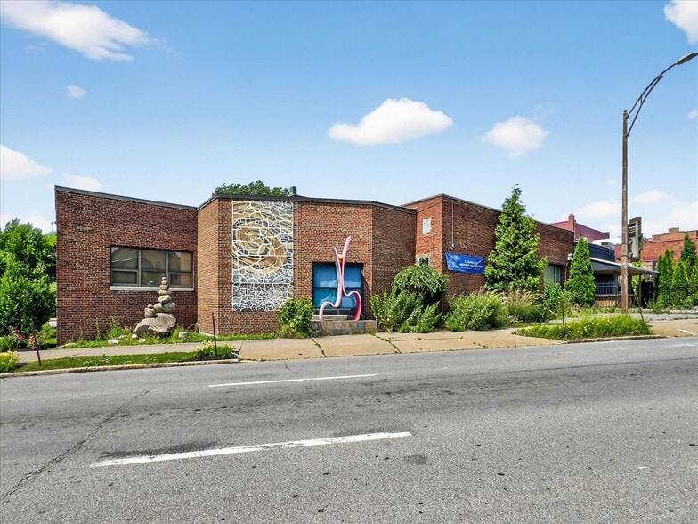 More Photos Of 263 Central Ave, Rochester Storefront Retail Office For Sale