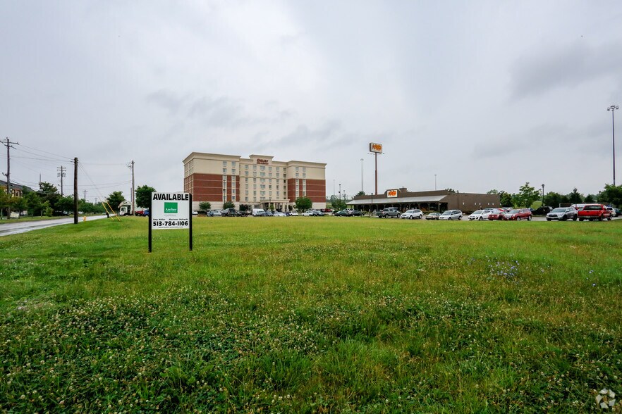 More Photos Of I-75 And Sharon Rd, Cincinnati Land For Lease
