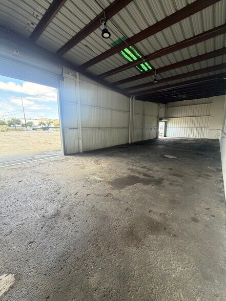 More Photos Of 1147 Atlantic St, Union City Warehouse For Lease