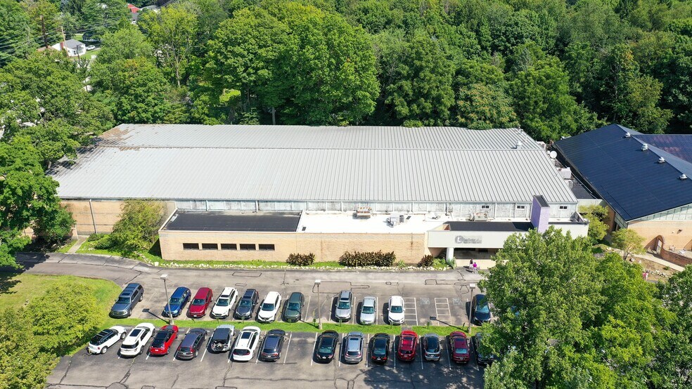 More Photos Of 5133 Darrow Rd, Hudson Health Club For Sale