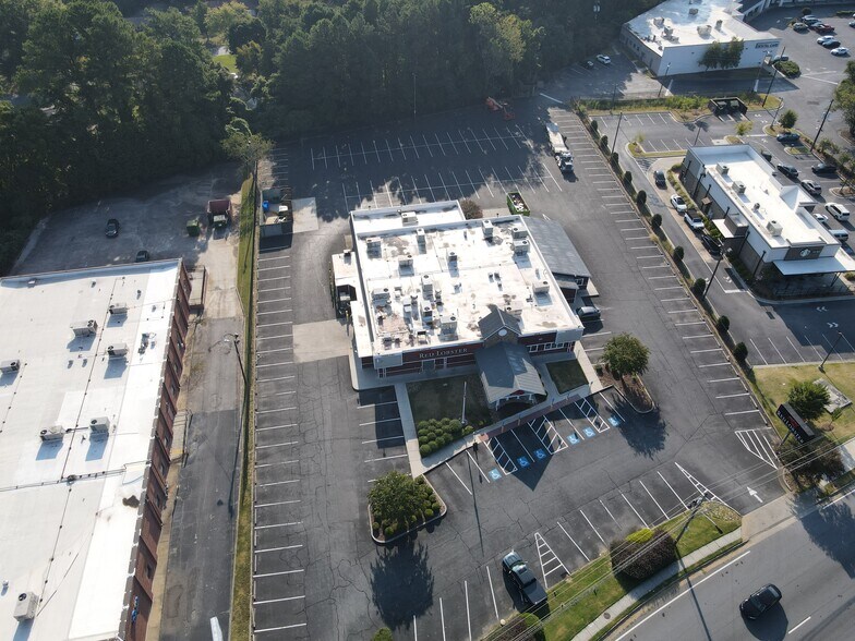 More Photos Of 6550 Tara Blvd, Jonesboro Restaurant For Lease